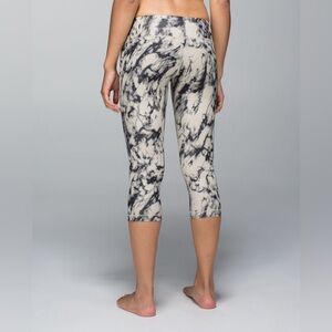 LULULEMON Wunder Under Crop *Full-On Luxtreme Great Granite Black Mojave Tan